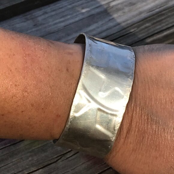 Stars Unisex Solid Sterling Silver 925 Cuff Bracelet Embossed Handmade Mens Gift - Picture 11 of 12